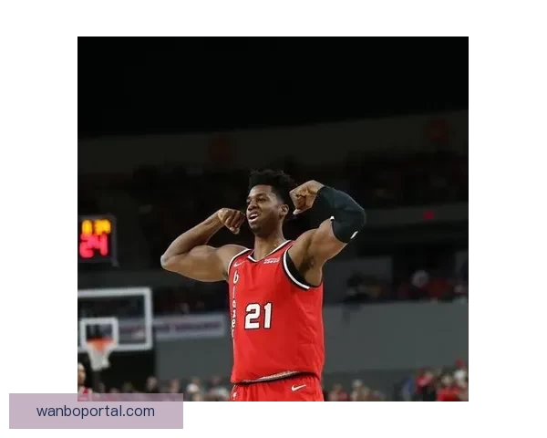 怀特塞德点赞CBA球员真实对抗不做作假摔展现竞技精神